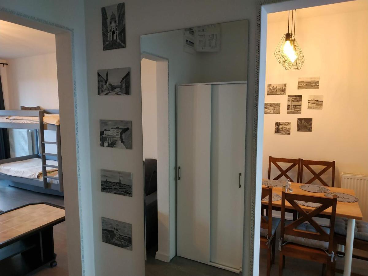 Apartmán One To One Štúrovo Kültér fotó